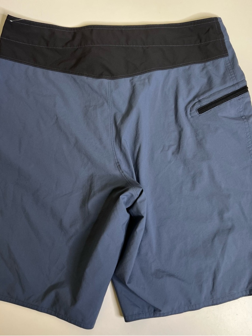 Patagonia Men's Stretch Planing Boardshorts 20" Color: Dolomite Blue - Size 32 - Picture 3 of 11